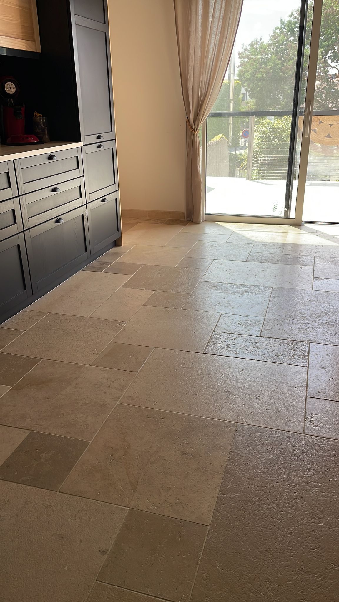 Pose de pierre naturelle par BC Carré