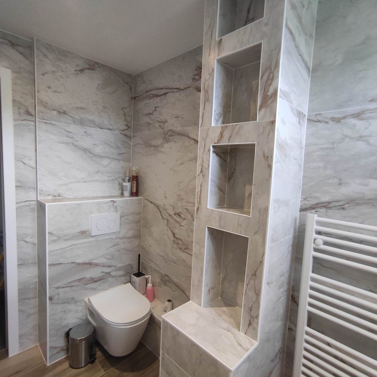 Salle de bain complète marbre — BC Carré